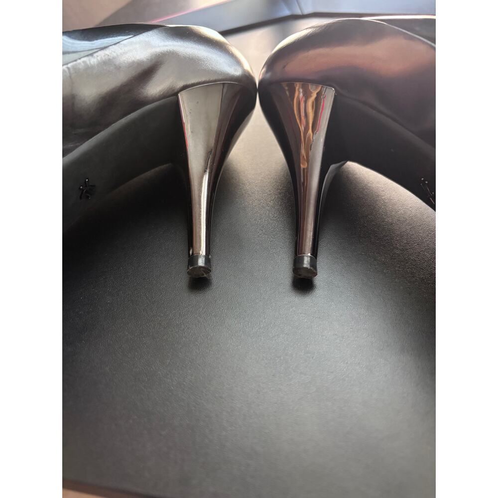 Kenneth Cole - Exclusive 925 Technology Leather Patented Heels Size 7 Pre-Owned - Picture 5 of 9